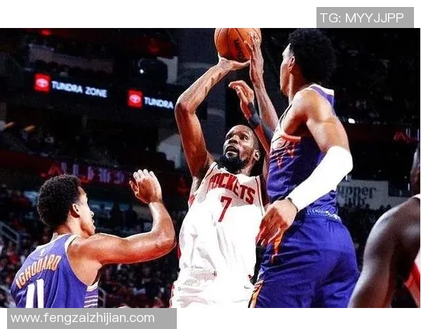 火箭队与雷霆队激战正酣12月26日精彩对决引发球迷热议 火箭队与雷霆队激战正酣12月26日精彩对决引发球迷热议