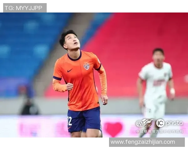 广州恒大主场迎战青岛海牛全力争胜展现球队实力与斗志